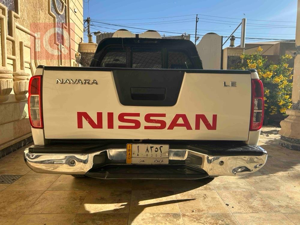 نيسان نافارا